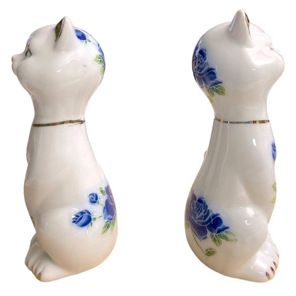 Feng Shui Two White Cats- Hand Crafted and Decorated Fine Chinese Porcelain. - Picture 2 of 7